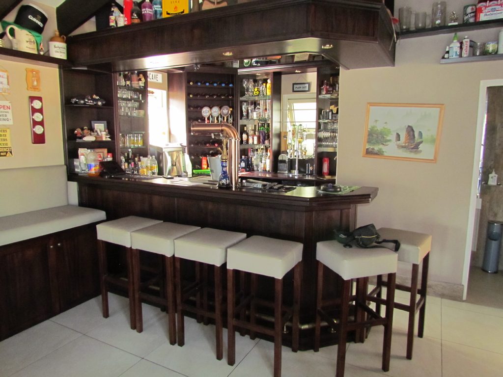 Solid Mahogany Wooden Bar