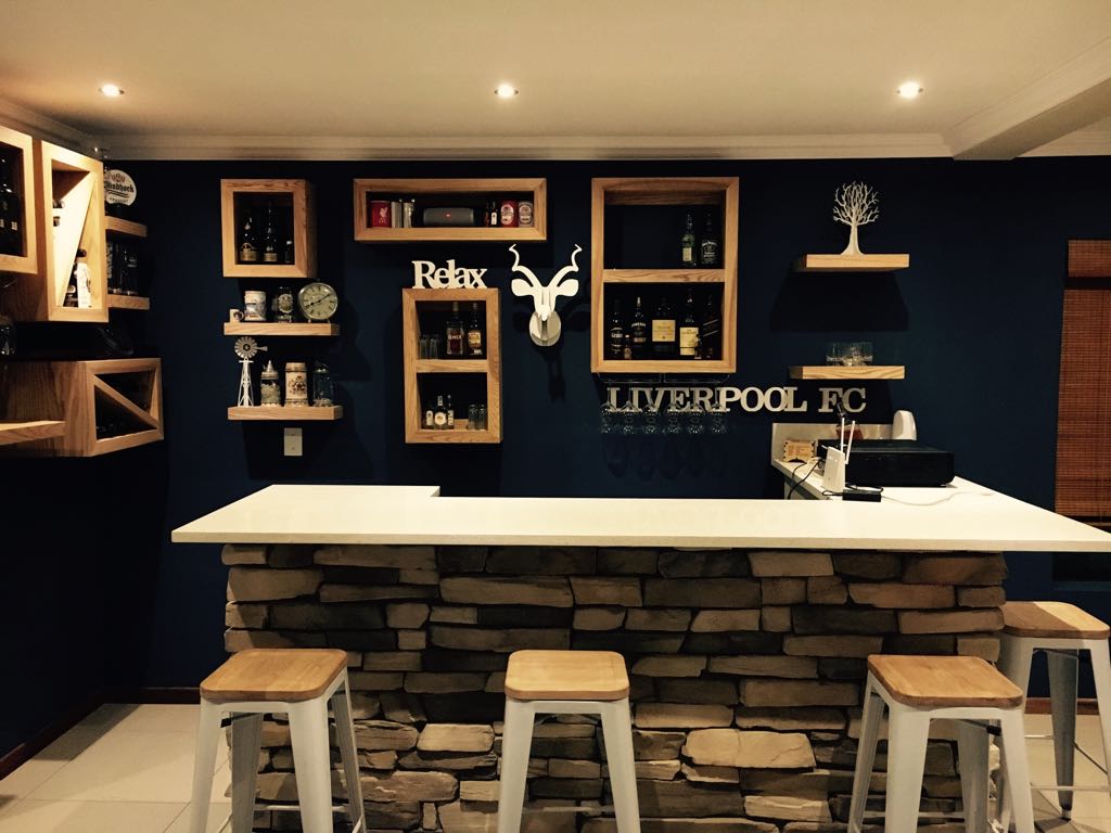 Caesarstone Bar