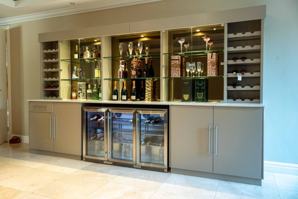 Server (Bar without a front counter) The Wood Studio