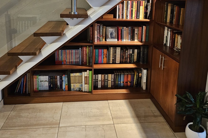 understair bookcase